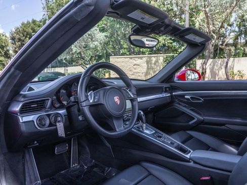 Used 2013 Porsche 911 Carrera RWD image 16