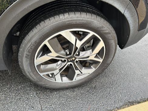 Used 2021 Kia Sportage EX image 33