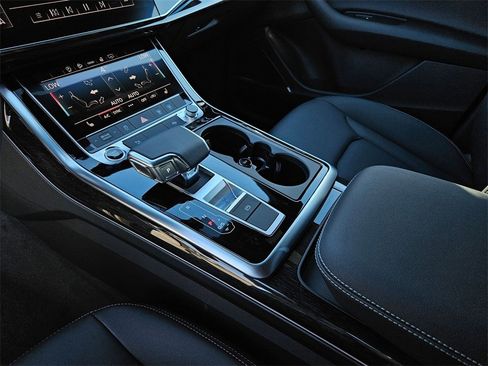 New 2026 Audi Q7 2.0T Premium image 14