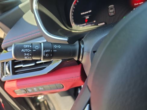 Used 2025 Acura MDX A-Spec image 28