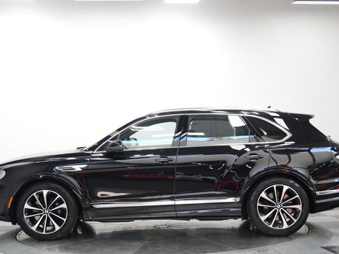 Used 2023 Bentley Bentayga AWD/4WD image 6
