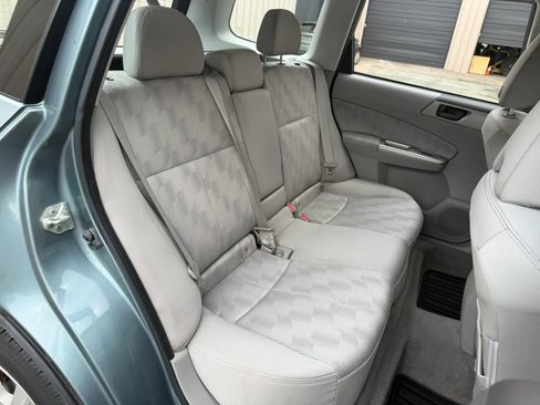 Used 2010 Subaru Forester 2.5X AWD/4WD image 11