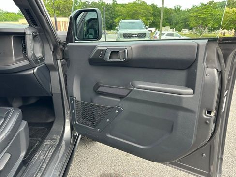 Used 2025 Ford Bronco Badlands AWD/4WD image 17