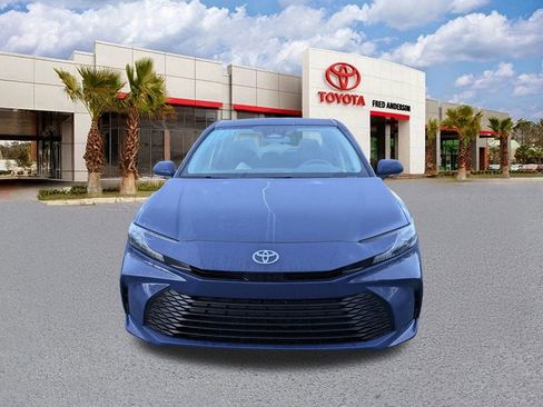 New 2026 Toyota Camry LE image 10