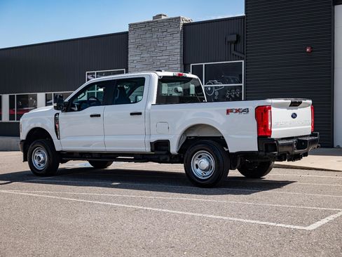Used 2025 Ford F250 XL w/ FX4 Off-Road Package AWD/4WD image 28