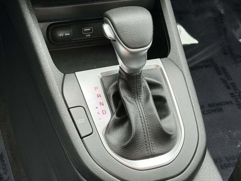 Used 2022 Kia Forte LXS FWD image 16