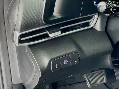 Certified 2025 Hyundai Elantra Hybrid FWD image 27