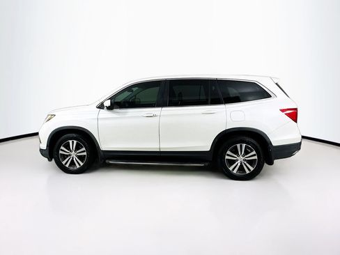 Used 2017 Honda Pilot EX image 4