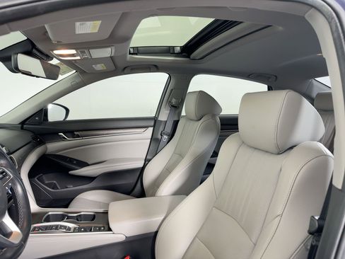 Used 2020 Honda Accord Touring image 26