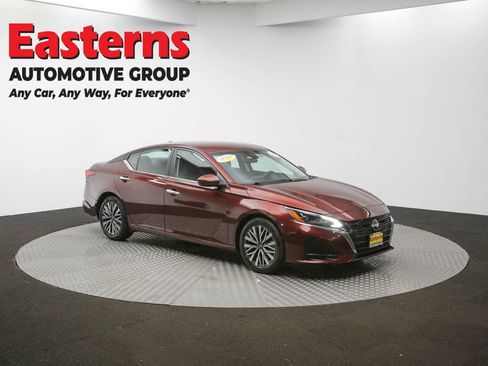 Used 2023 Nissan Altima 2.5 SV image 46