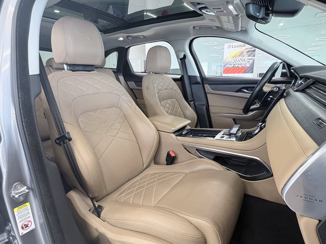 Used 2022 Jaguar F-PACE S AWD/4WD image 23
