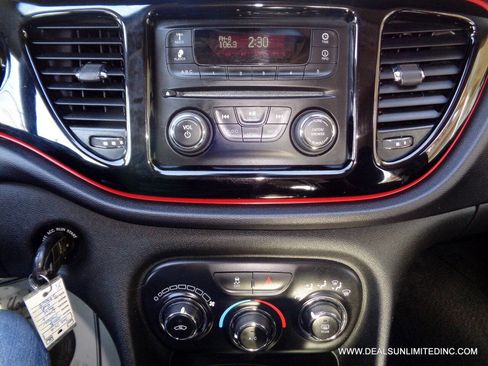 Used 2015 Dodge Dart SE w/ Convenience Group image 11