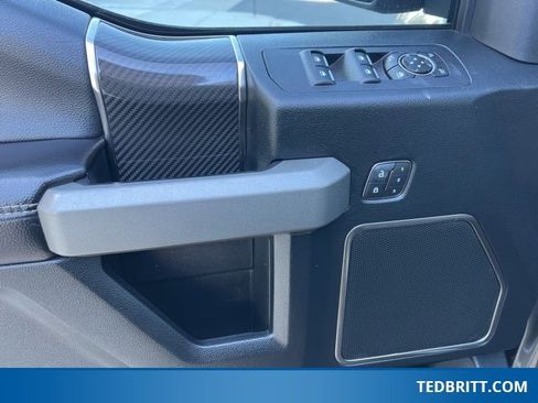 Used 2019 Ford F150 Raptor w/ Equipment Group 802A Luxury image 46