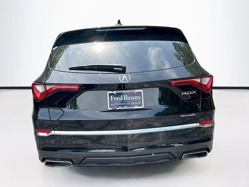Used 2022 Acura MDX SH-AWD w/ Technology Package image 8