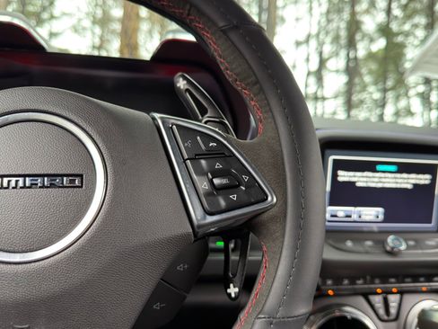 Used 2017 Chevrolet Camaro ZL1 image 18