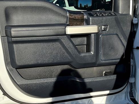 Used 2022 Ford F350 Lariat w/ Lariat Ultimate Package image 20