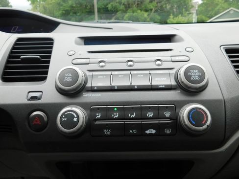 Used 2010 Honda Civic LX image 10