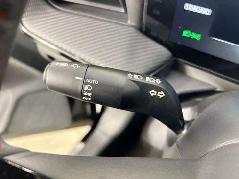 New 2025 Nissan Kicks SR w/ Illumination Package image 15