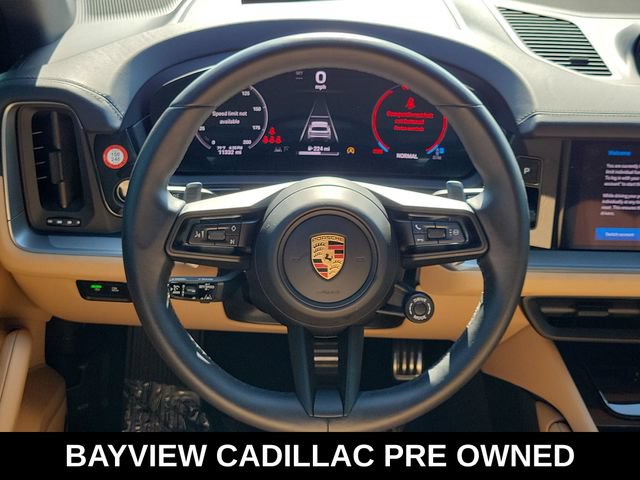 Used 2024 Porsche Cayenne S AWD/4WD image 21