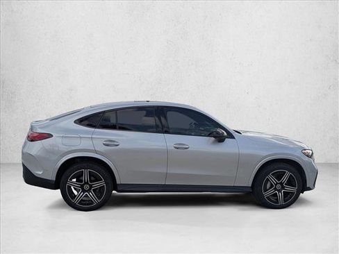 Used 2024 Mercedes-Benz GLC 300 4MATIC image 4