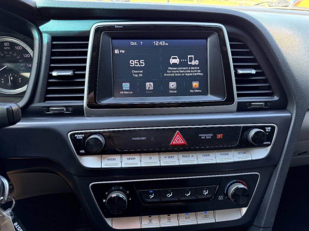 Used 2018 Hyundai Sonata SE FWD image 13