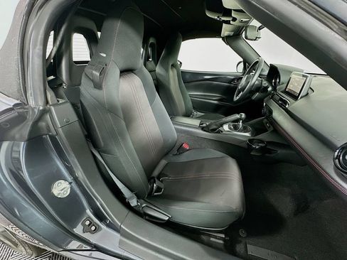 Used 2016 MAZDA MX-5 Miata Club RWD image 24