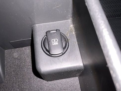 Used 2020 Hyundai Elantra Limited w/ Ultimate Package 03 image 22