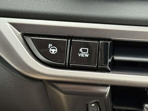 Used 2025 Lexus RX 450h Luxury w/ Convenience Package image 25