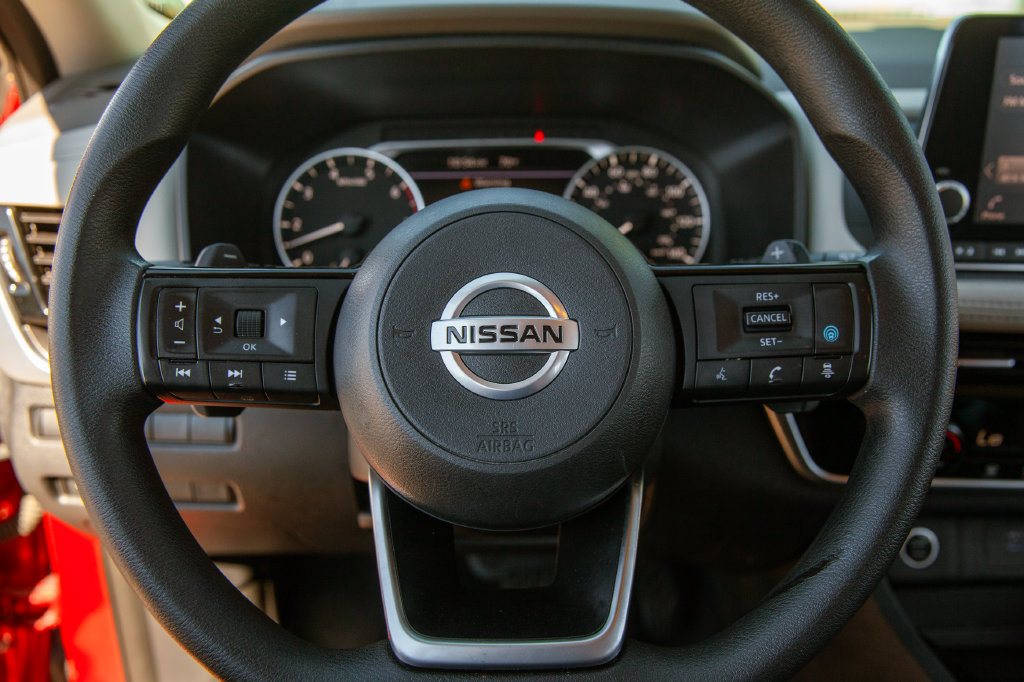 Used 2021 Nissan Rogue SV FWD image 17