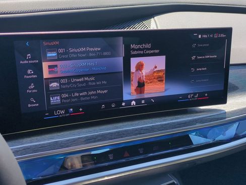 Certified 2025 BMW 760i xDrive w/ Luxury Rear Seating Package AWD/4WD image 22