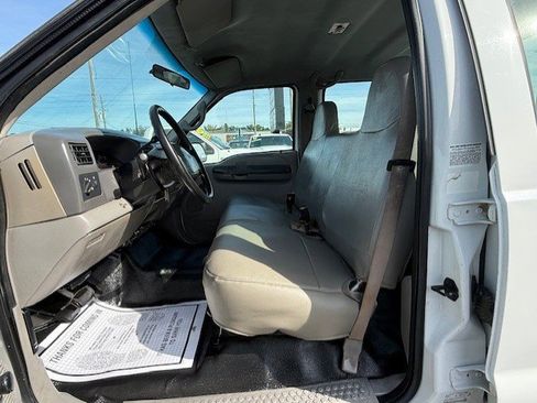 Used 2001 Ford F350 XL image 13