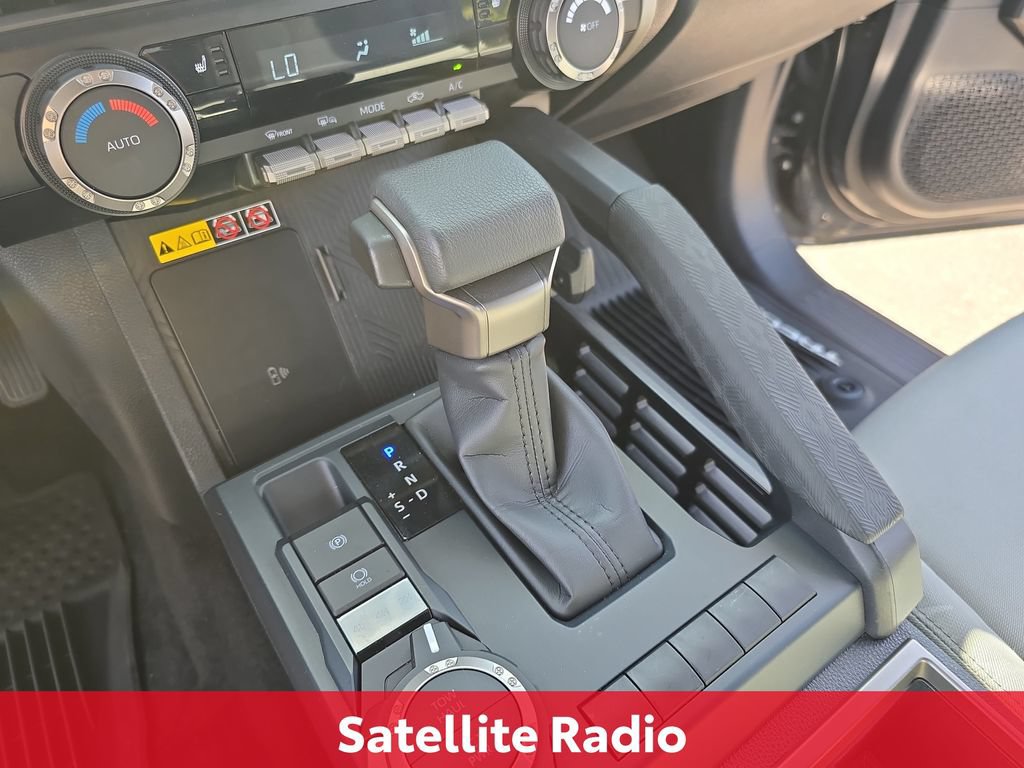 Certified 2025 Toyota Tacoma SR5 AWD/4WD image 28