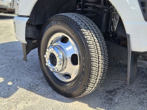 Certified 2024 Ford F350 Limited w/ FX4 Off-Road Package image 34