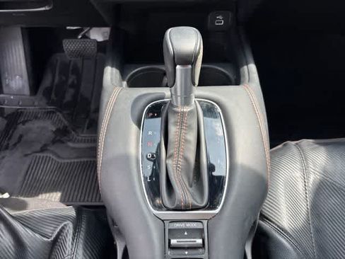 Used 2024 Honda HR-V Sport image 18
