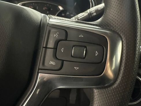 Used 2025 Chevrolet Blazer LT AWD/4WD image 17