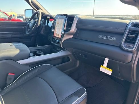 New 2026 RAM 2500 Laramie w/ Sport Appearance Package AWD/4WD image 12