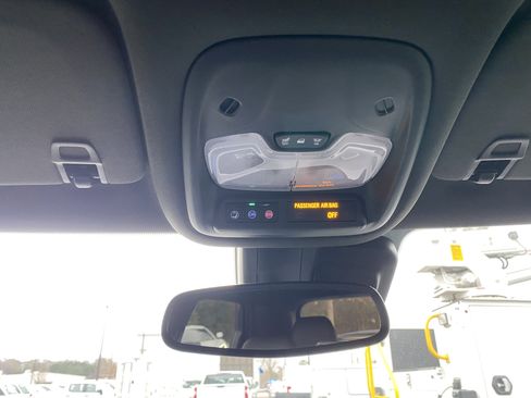 Used 2025 Chevrolet TrailBlazer ACTIV w/ Convenience Package image 31