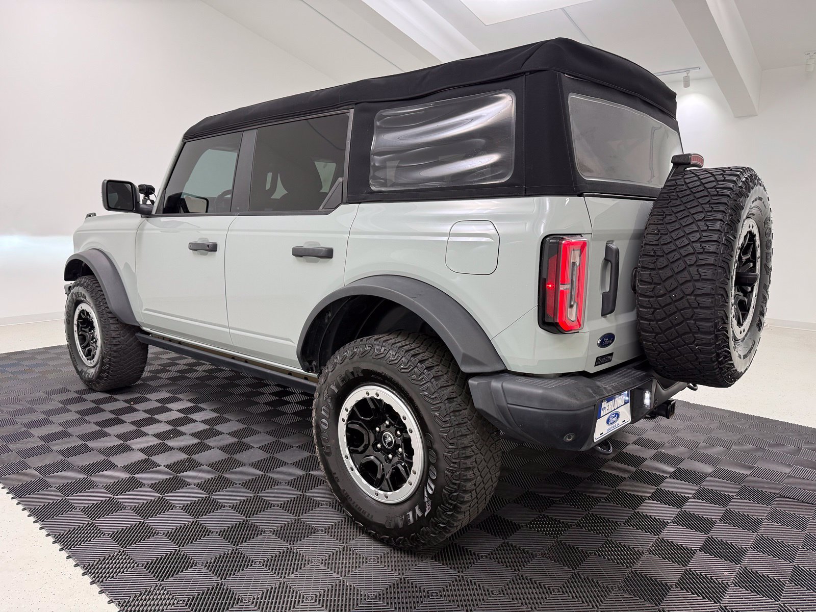 Used 2024 Ford Bronco Badlands w/ Sasquatch Package AWD/4WD image 5