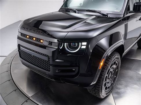 New 2026 Land Rover Defender 110 OCTA AWD/4WD image 9