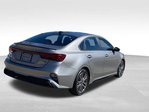 Used 2022 Kia Forte GT-Line w/ GT-Line Technology Package image 10