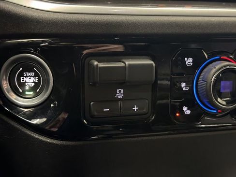 Used 2023 Chevrolet Silverado 1500 High Country w/ High Country Premium Package image 31