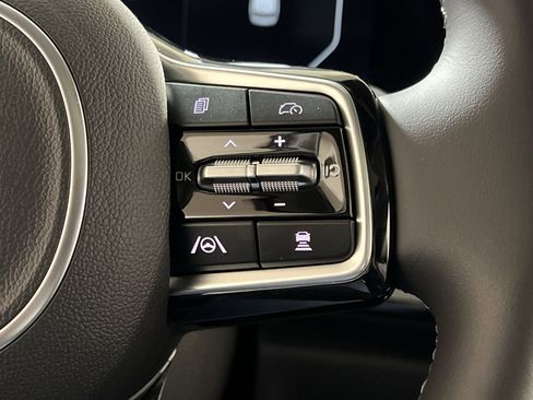 New 2026 Kia Carnival SX Prestige FWD image 29