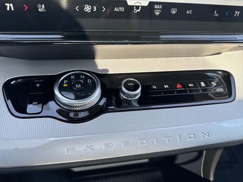 Certified 2025 Ford Expedition Max Active AWD/4WD image 33