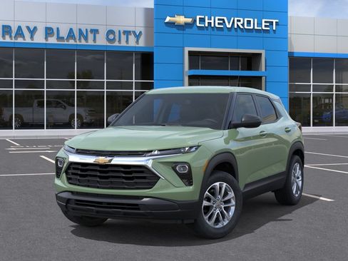 New 2026 Chevrolet TrailBlazer LS w/ LS Convenience Package FWD image 6