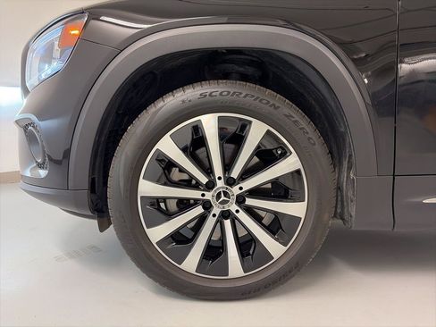Certified 2023 Mercedes-Benz GLB 250 4MATIC image 10