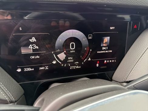 Certified 2025 GMC Yukon XL Denali image 9