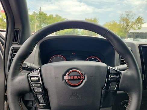 Used 2024 Nissan Frontier PRO-4X w/ Off-Road Protection Package AWD/4WD image 23