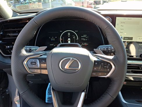 New 2026 Lexus TX 500h F Sport image 13