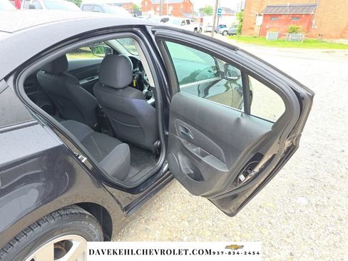 Used 2015 Chevrolet Cruze LT FWD image 29
