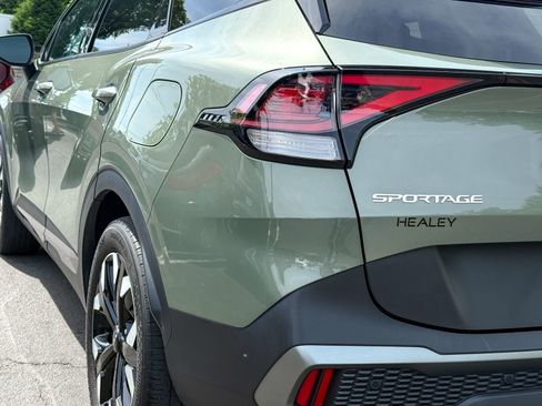Certified 2023 Kia Sportage X-Line w/ X-Line Premium Package AWD/4WD image 10